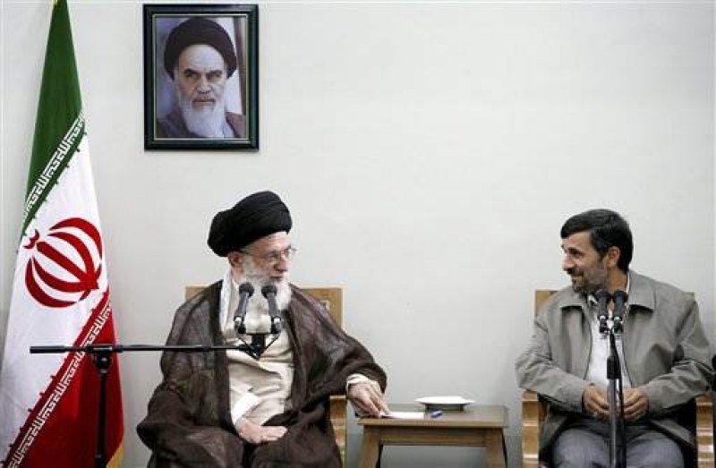 IRAN_-_khamenei_elezioni